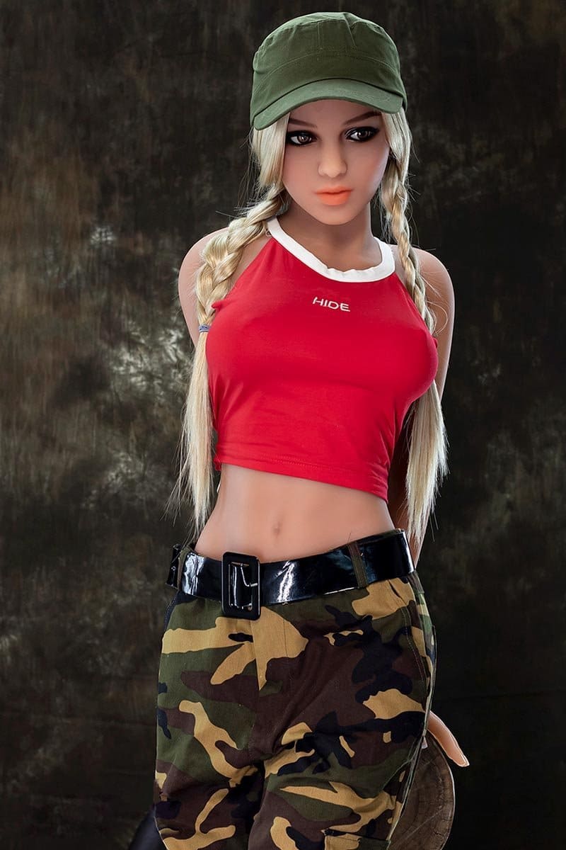 Секс-лялька carly - фото 1 | lovedoll Секс-лялька gloria у червоній майці та плямистих штанях