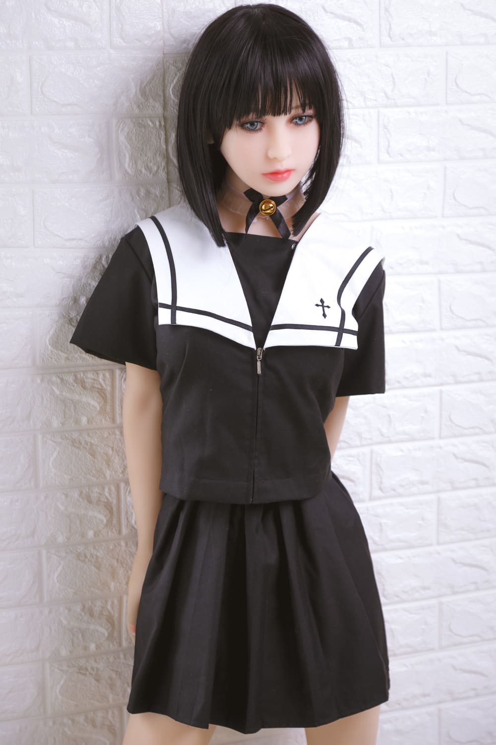 Секс-лялька shiori фото 19 | lovedoll Секс-лялька shiori біля стіни