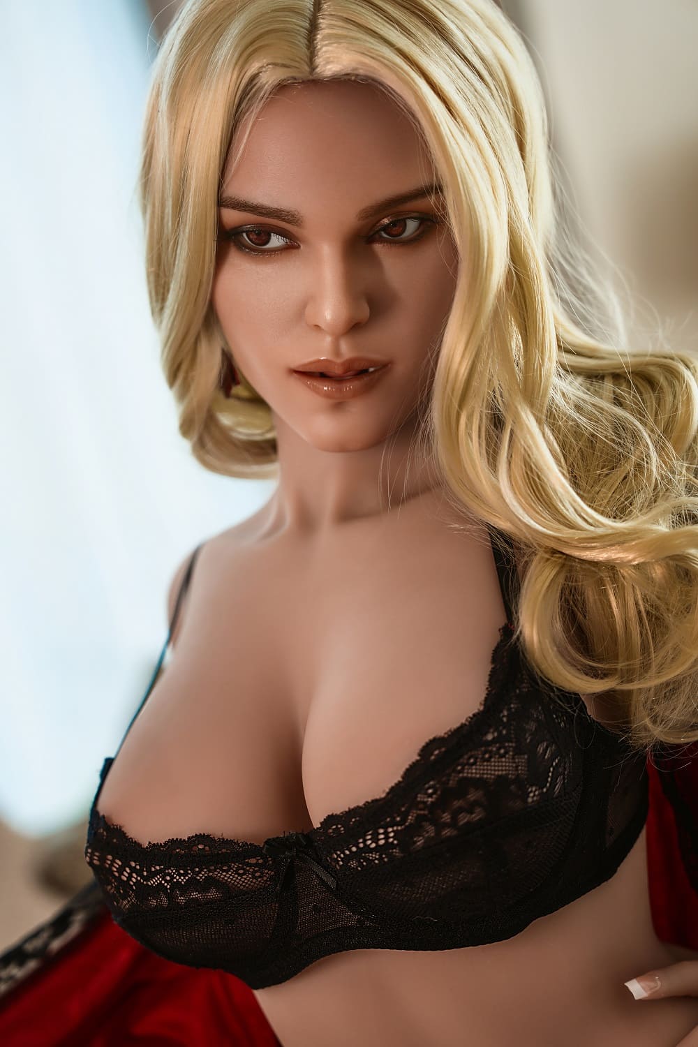 Секс-лялька melania - фото 2 | lovedoll Секс-лялька melania у чорному бюстгальтері