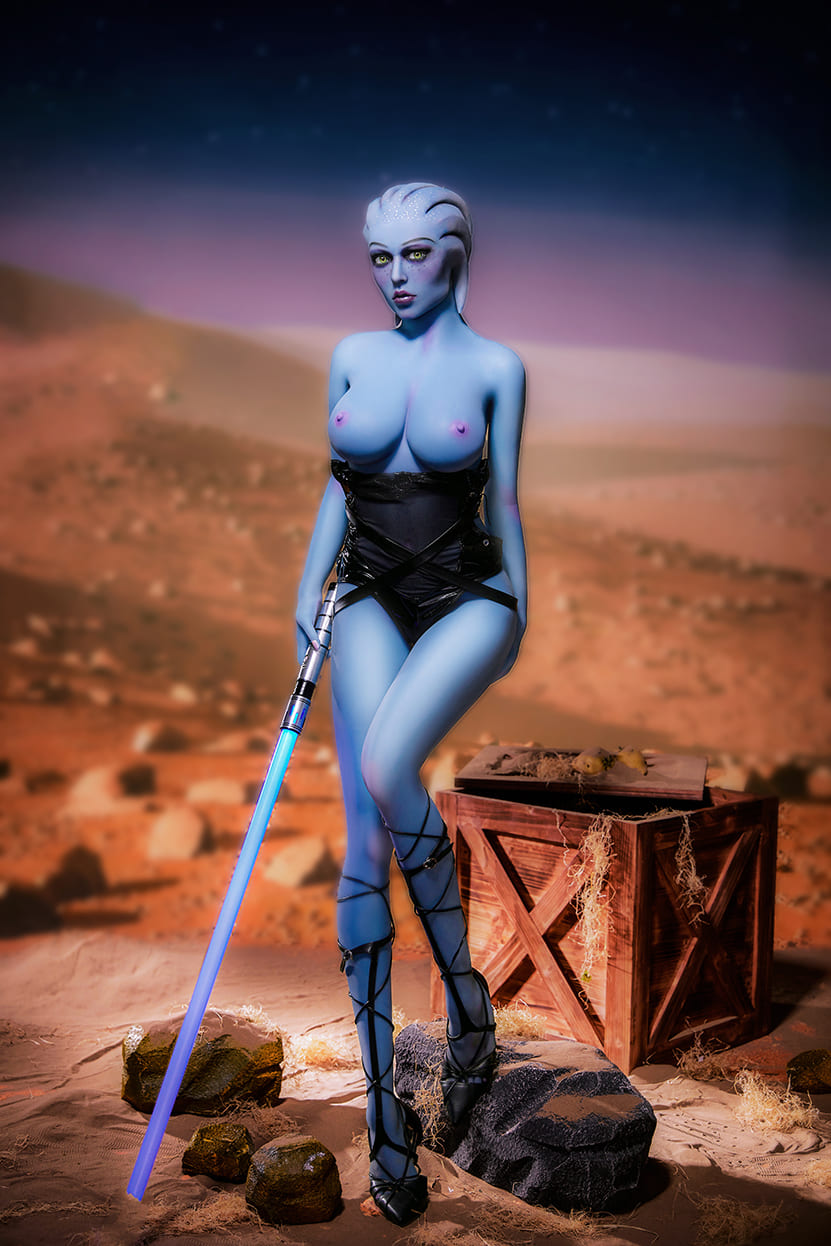 Секс-лялька liara t’soni - фото 20 | lovedoll Секс-лялька liara t'soni з голими цицьками і мечем у руці