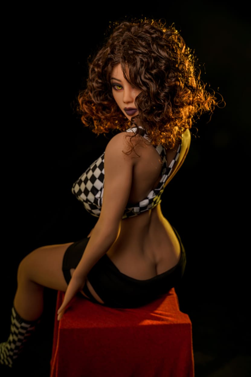 Секс-лялька abidemi - фото 10 | lovedoll Секс-лялька abidemi, вид зі спини