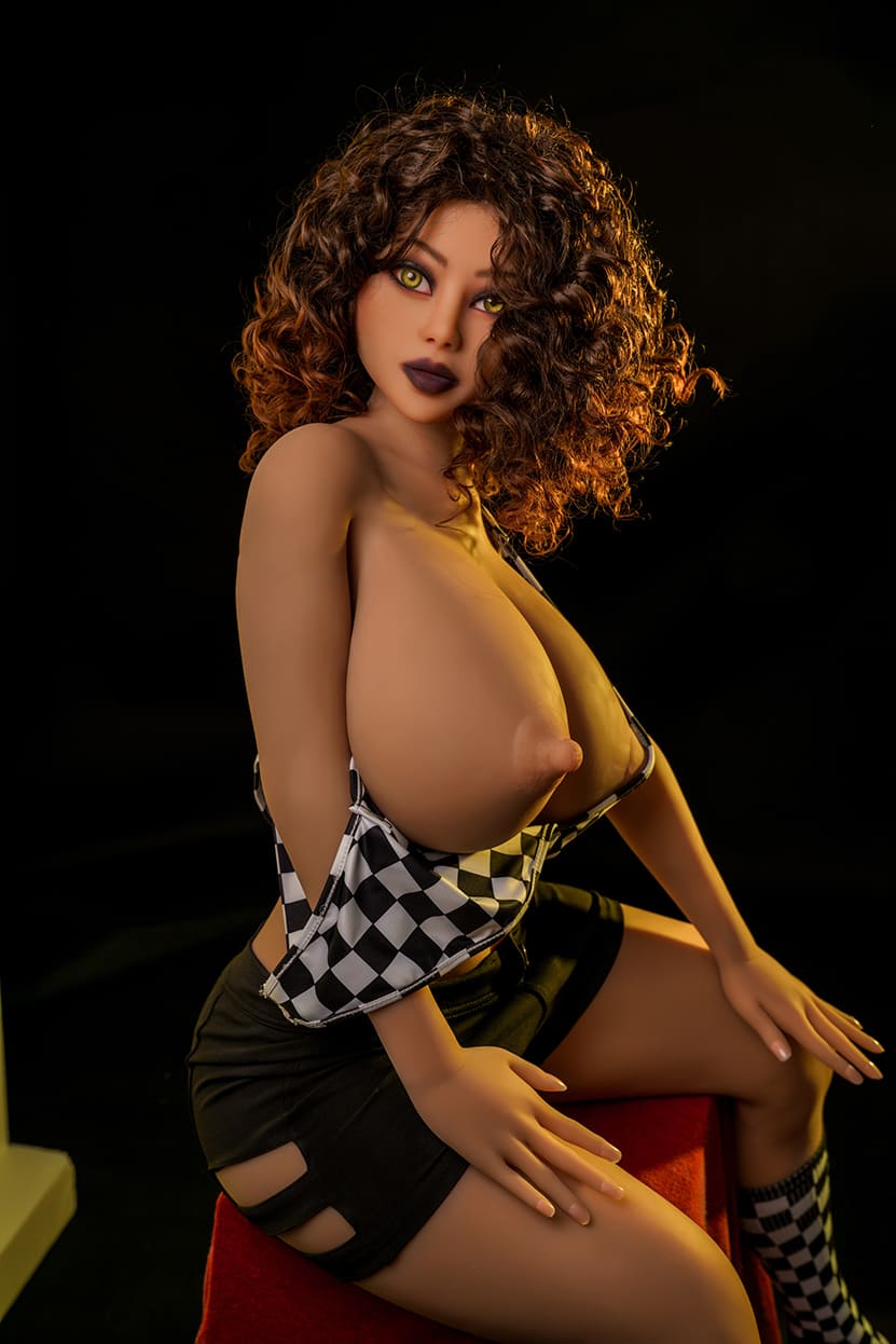 Секс-лялька abidemi - фото 9 | lovedoll Секс-лялька abidemi оголила груди